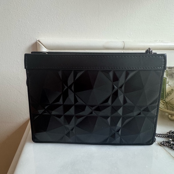 Dior Geometric Leather Chain Bag - Picture 5 of 10